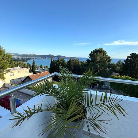 Apartments Ljiljana バール エクステリア 写真