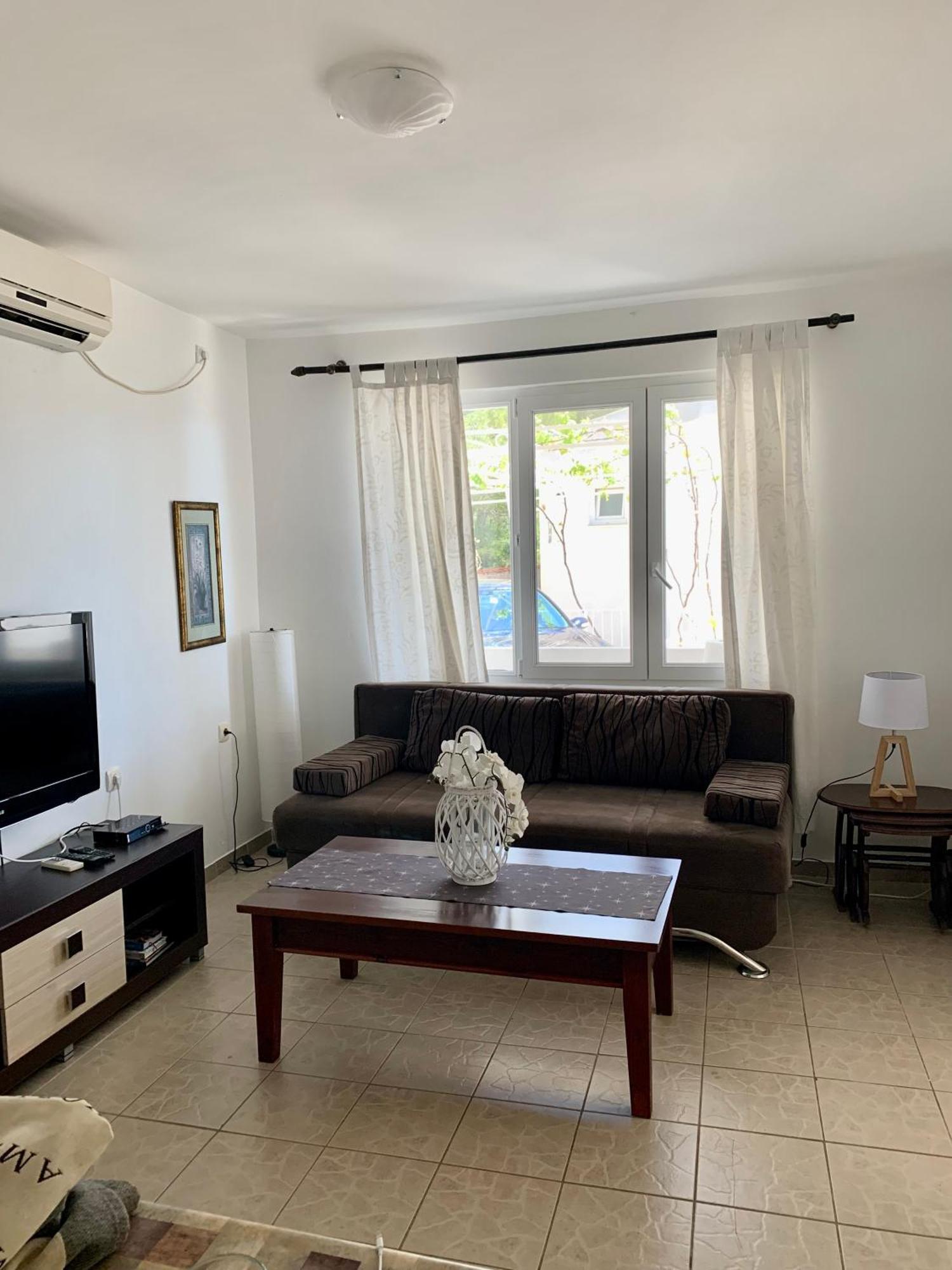 Apartments Ljiljana バール エクステリア 写真
