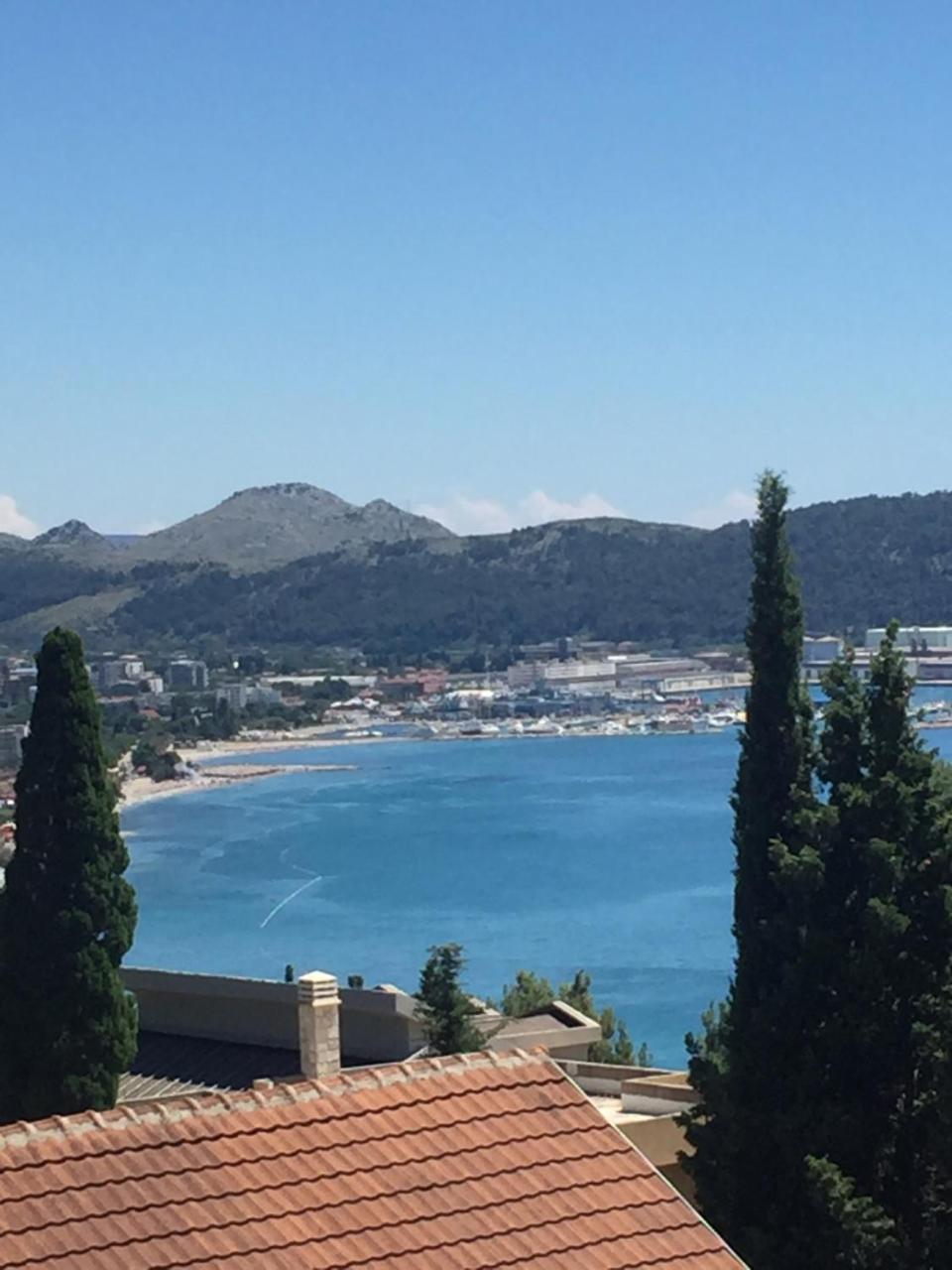 Apartments Ljiljana バール エクステリア 写真