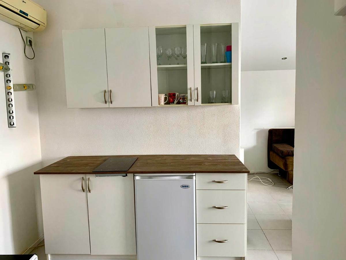 Apartments Ljiljana バール エクステリア 写真