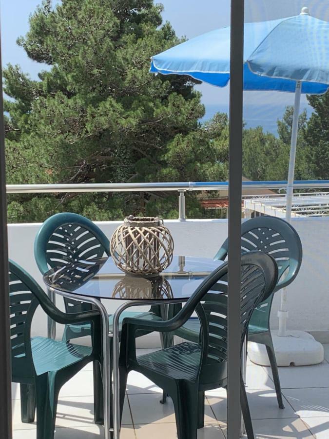 Apartments Ljiljana バール エクステリア 写真